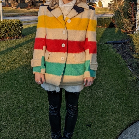 Vintage 1957 Authentic Hudson Bay Wool Jacket. Authentic. - Picture 9 of 12